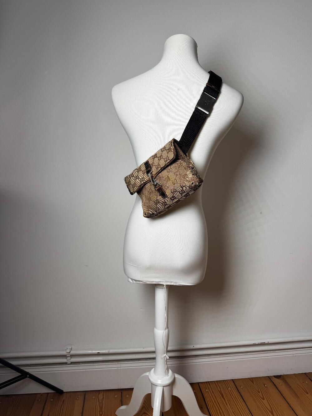 Gucci Crossbody Bag