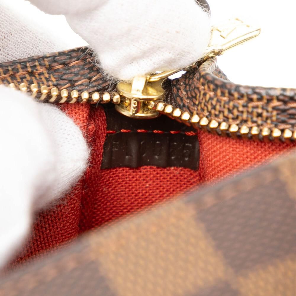 Louis Vuitton Navona