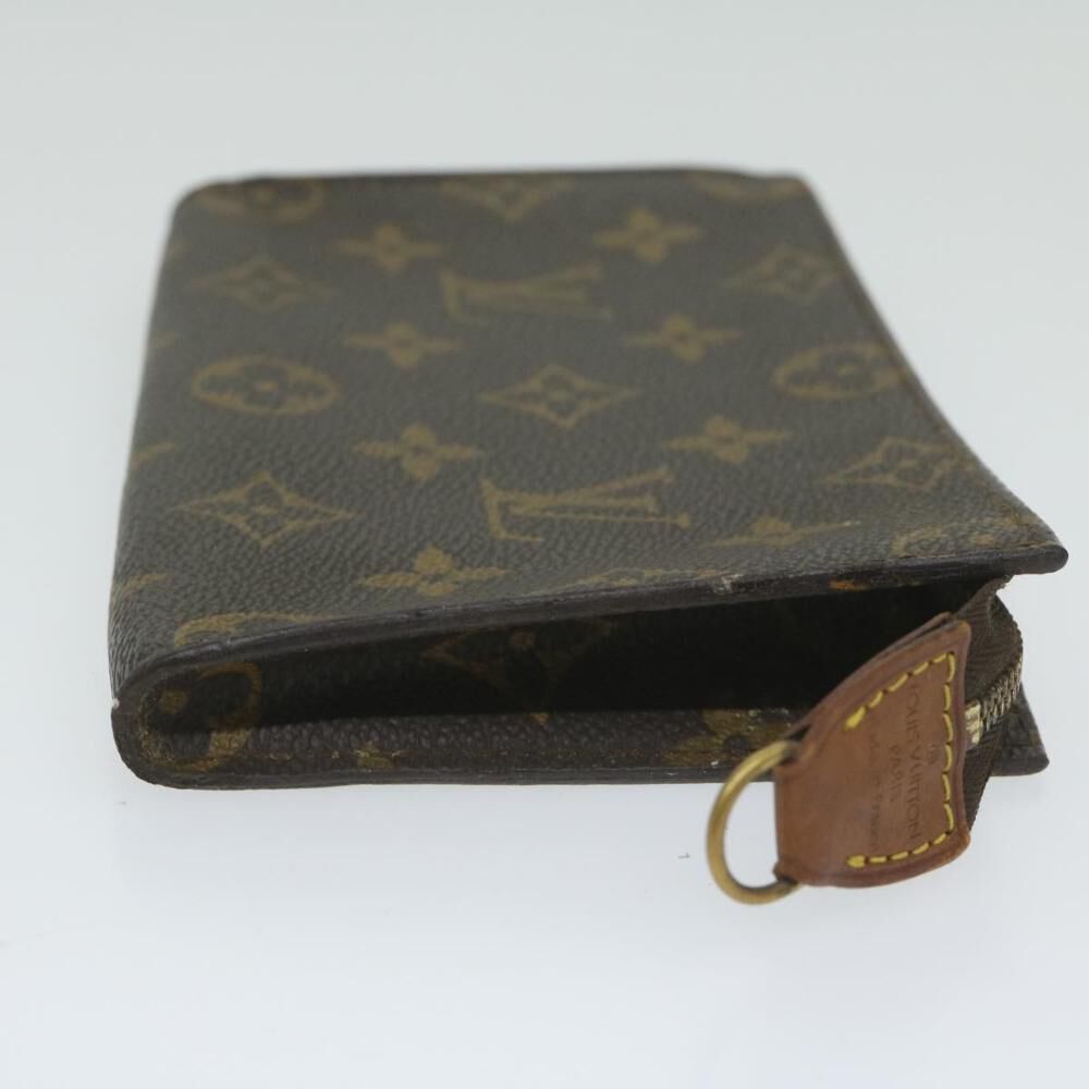 Louis Vuitton Pouch