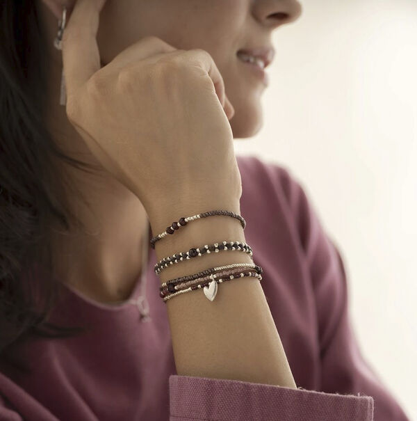 Decent Garnet Bracelet SC