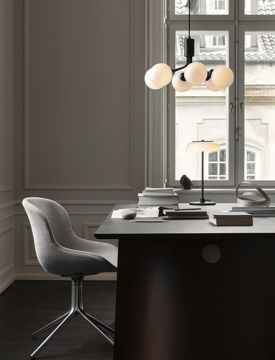 Apiales 6, satin black / opal