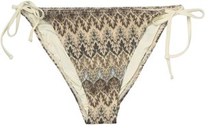 Amber Baila Bikini Tanga