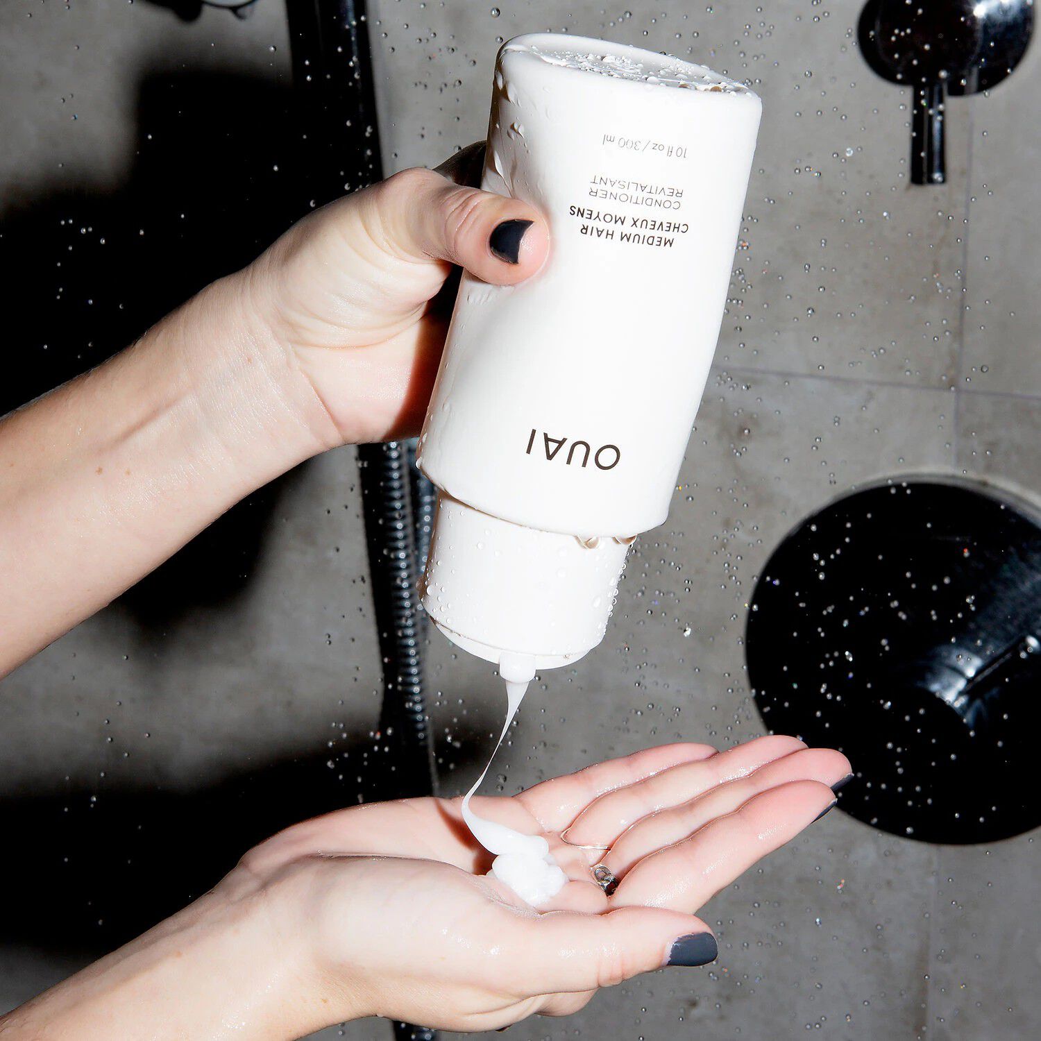 MEDIUM HAIR CONDITIONER