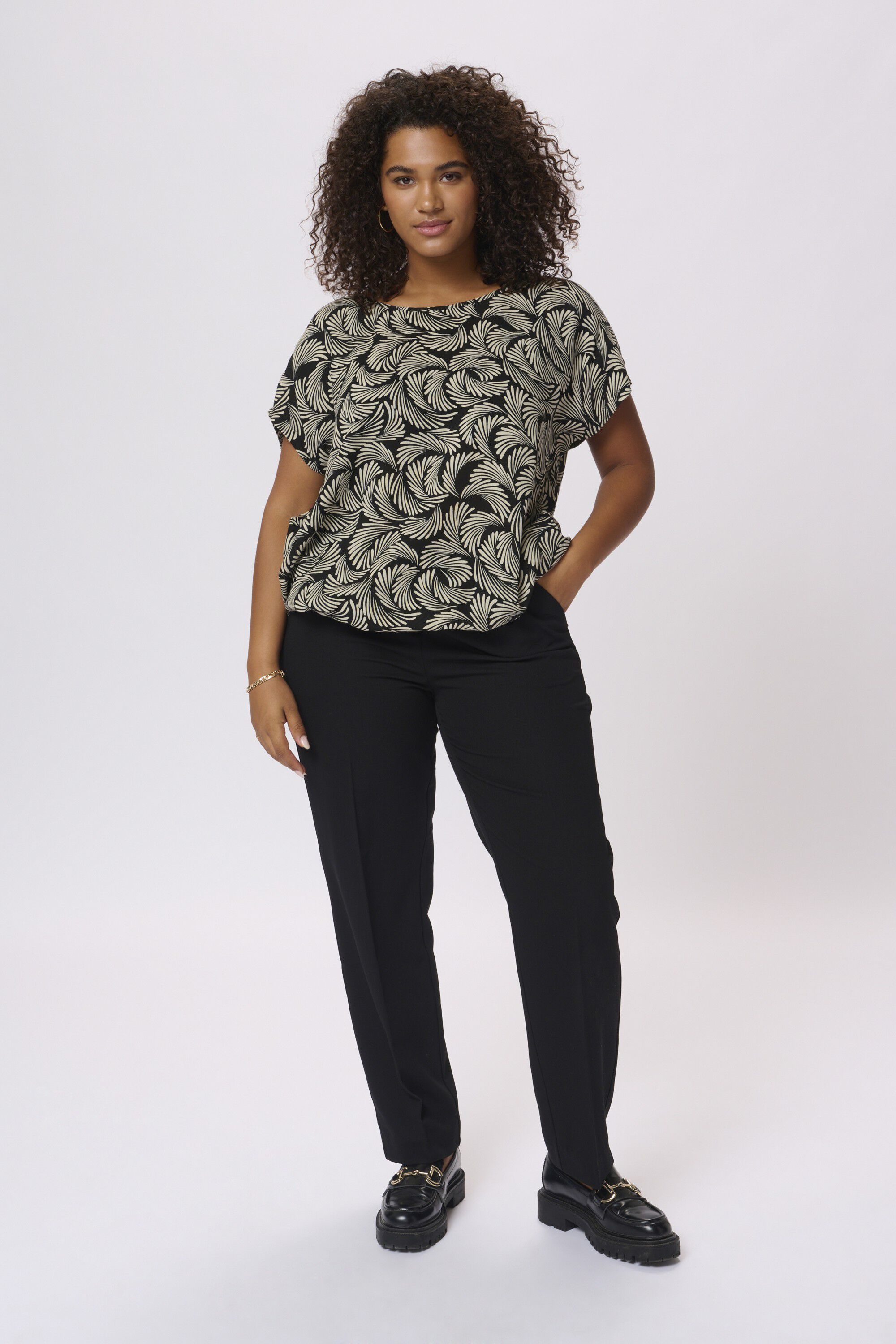 KCsonna Stanley Top