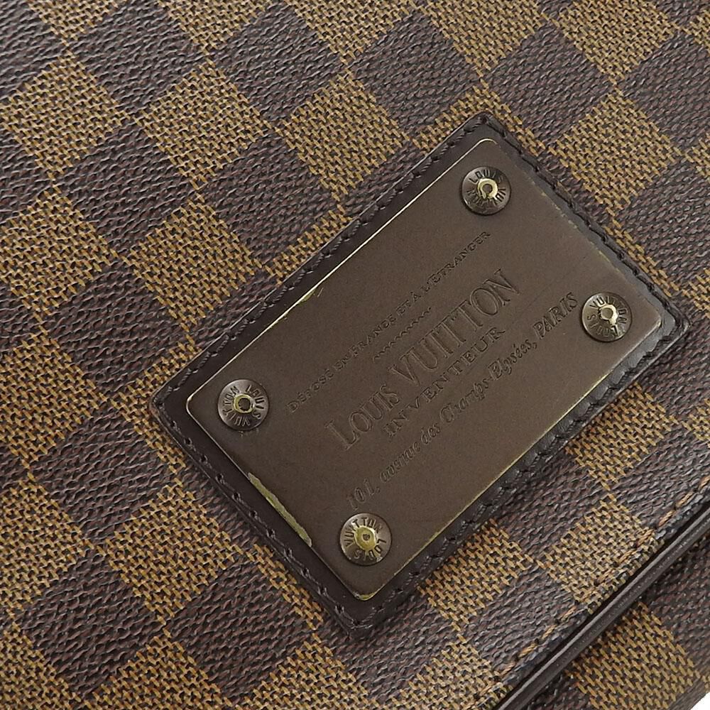 Louis Vuitton Shoulder Bags