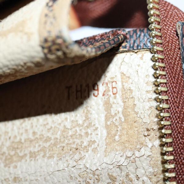 Louis Vuitton Poche Toilette