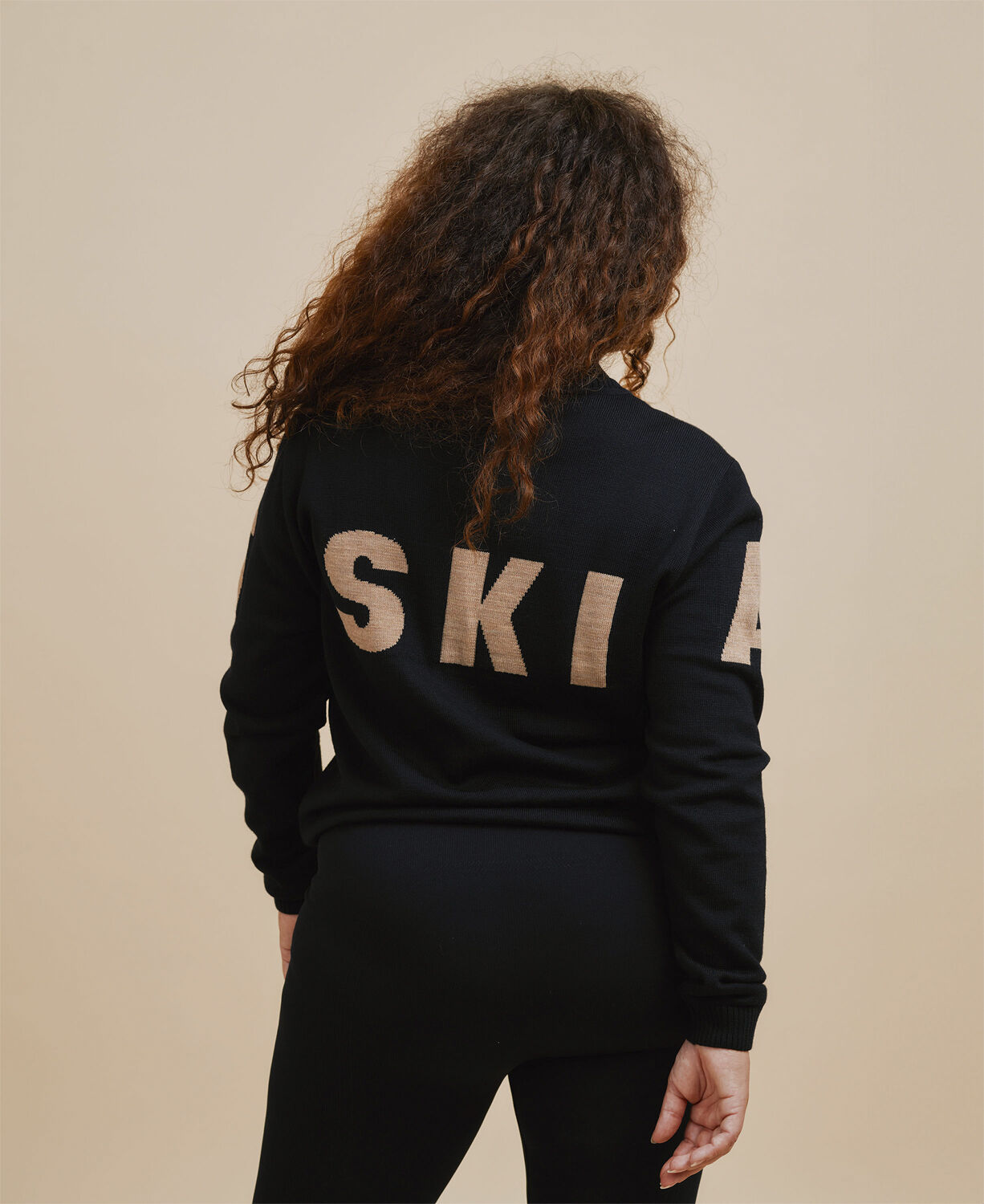 Alpine Turtleneck Knit Sweater - Nero