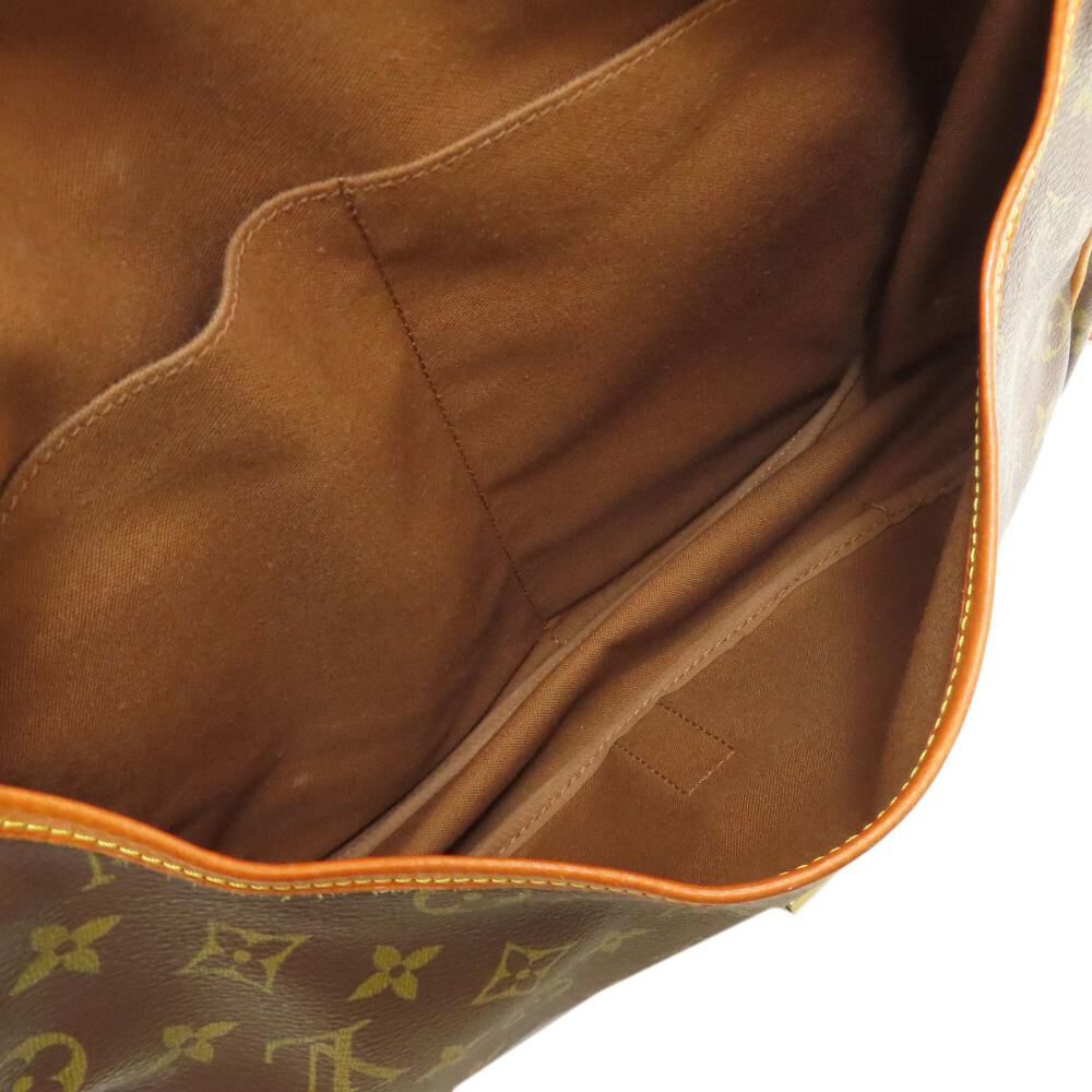 Louis Vuitton Saumur
