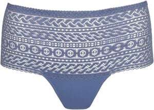 Montara luxury string