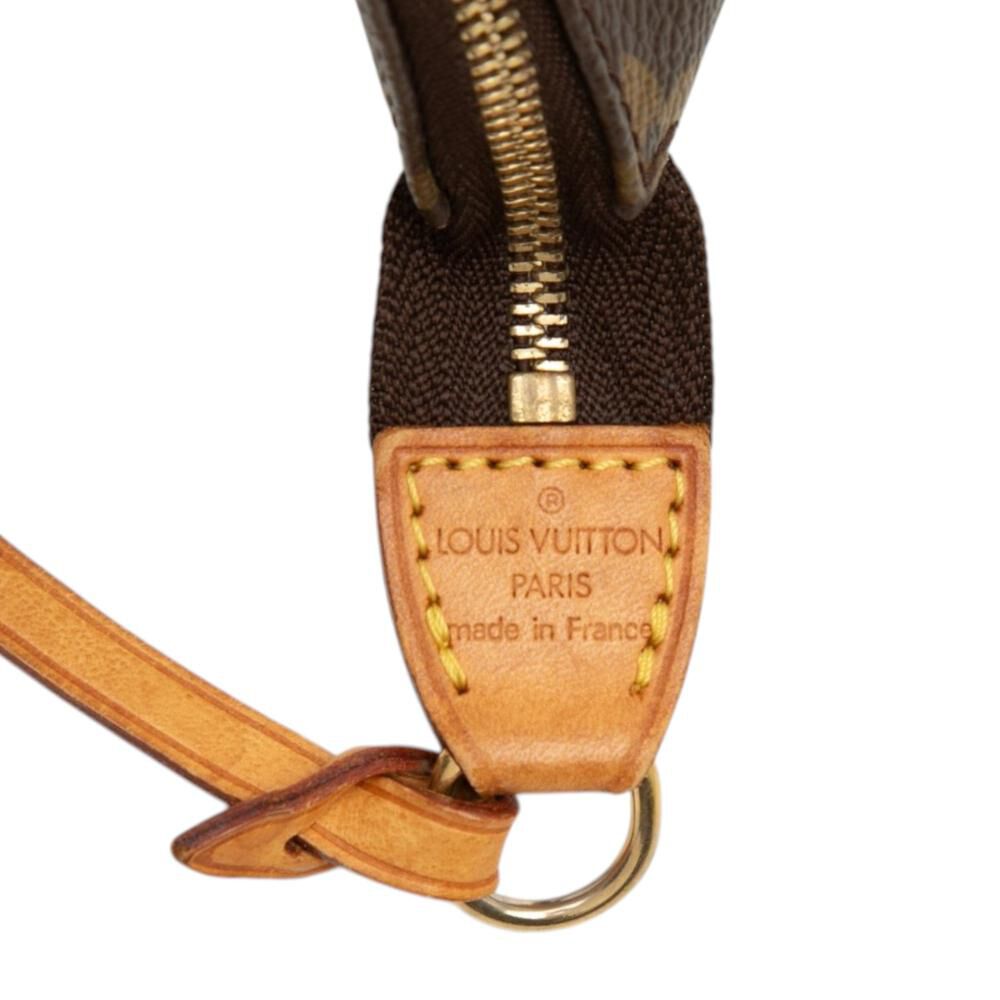 Louis Vuitton Pochette Accessoires