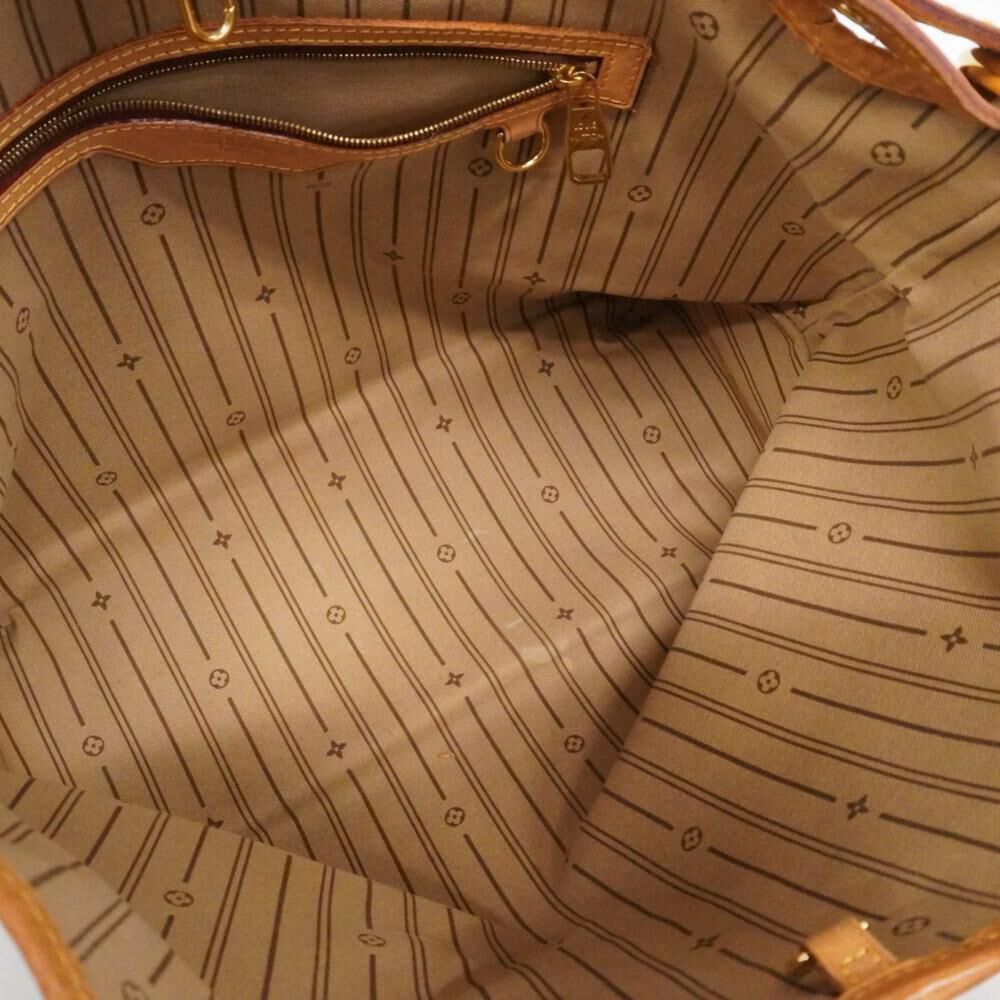 Louis Vuitton Delightful