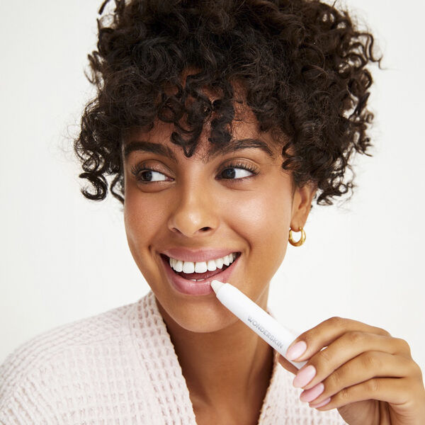 Wonder Blading 3in1 Lip Scrub