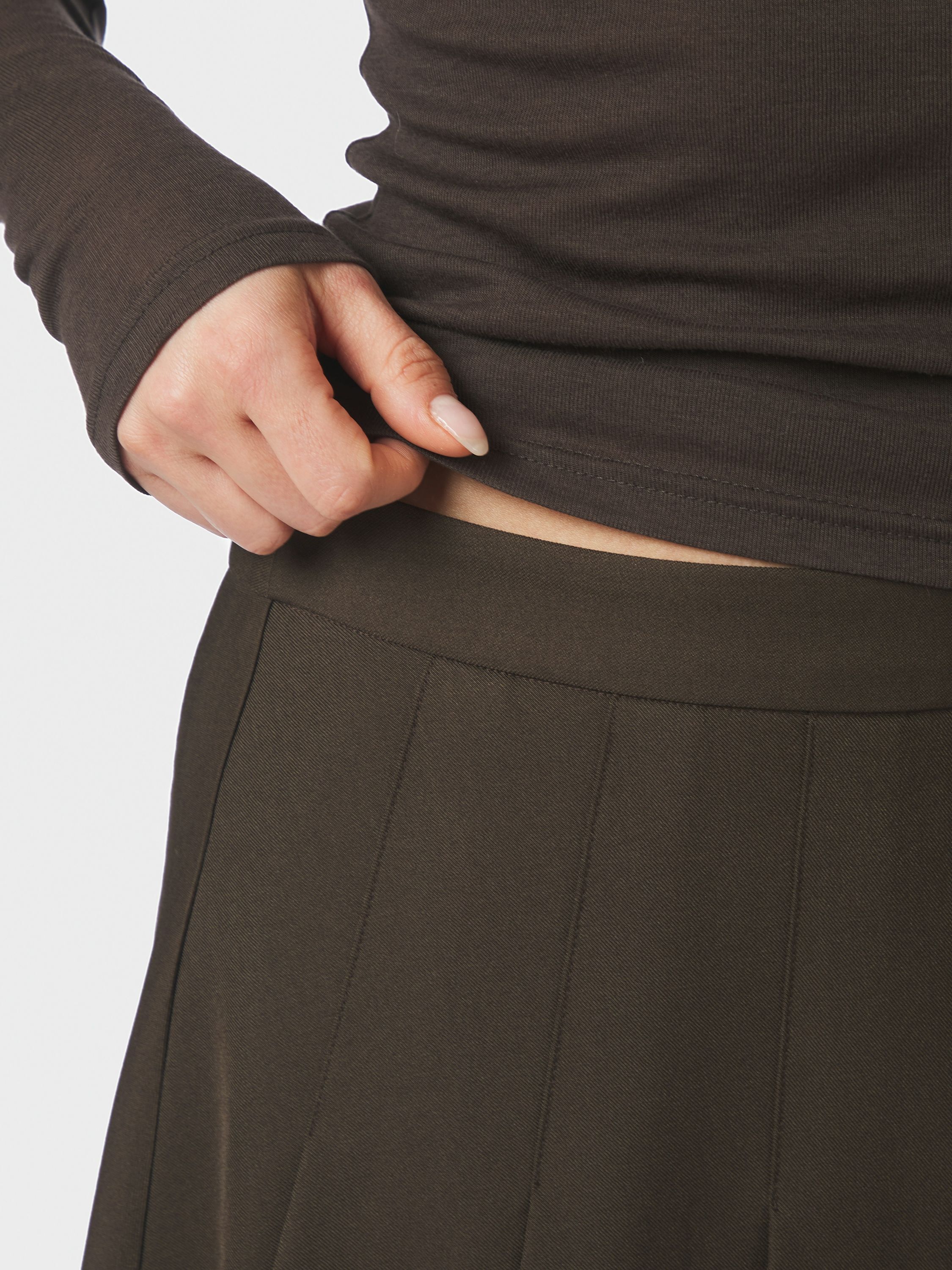 Laurina Structure Skirt