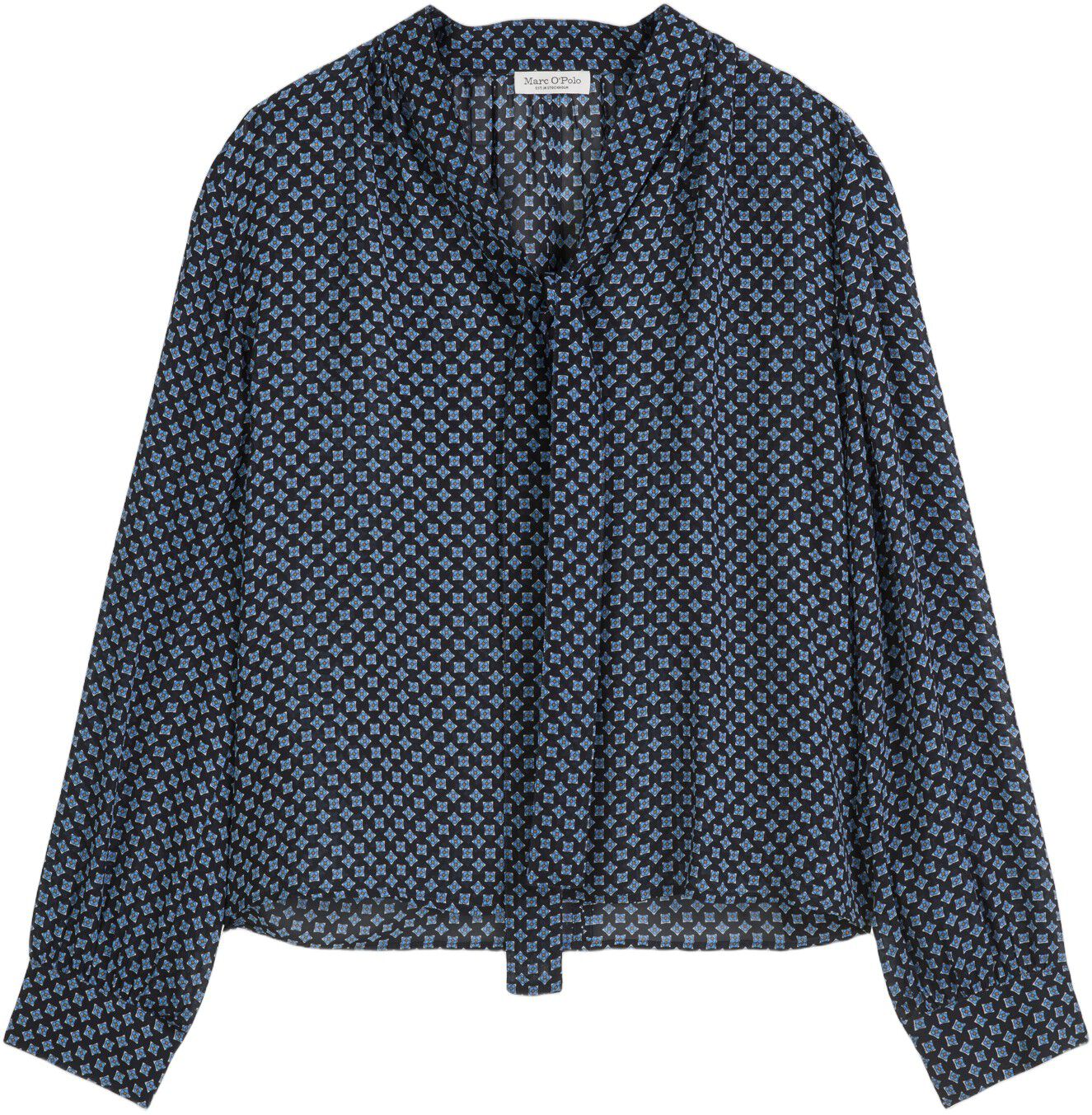 Blouse, feminine shape, gatherings,