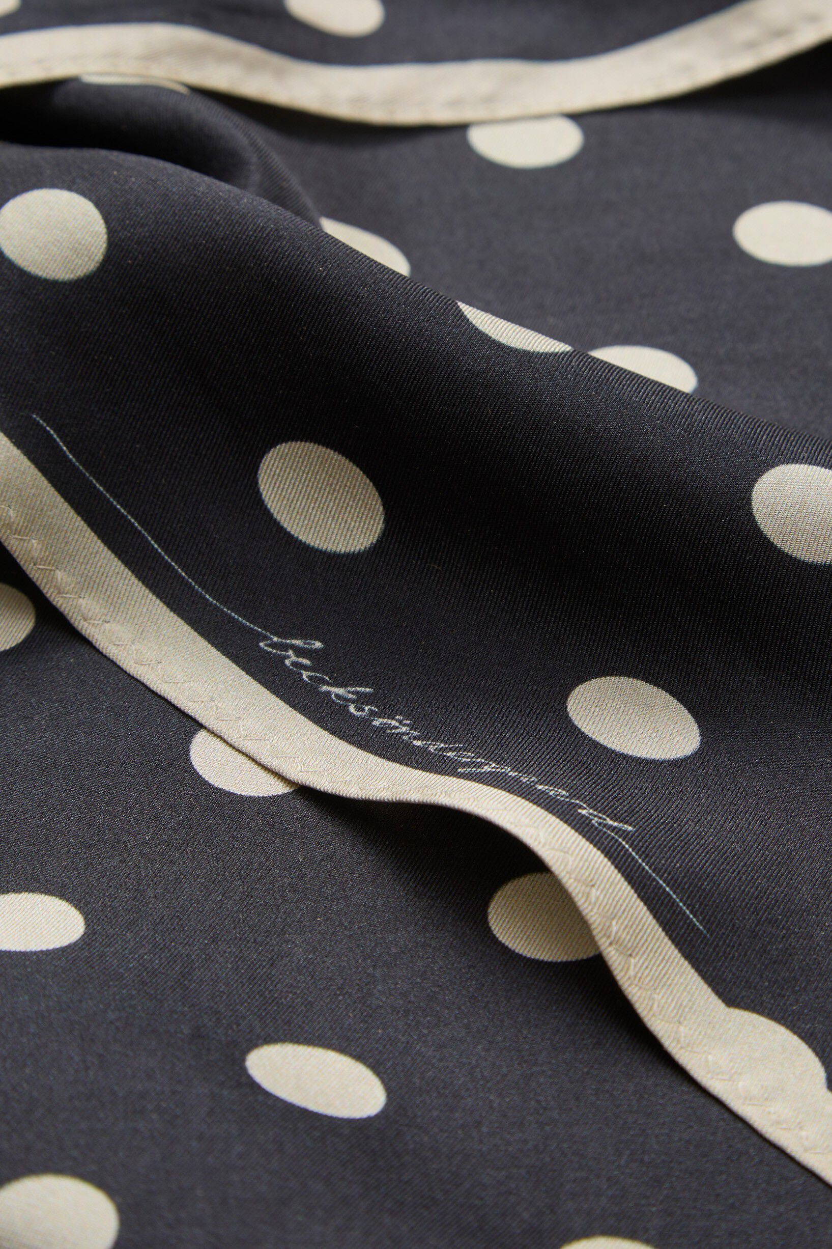 Polka Triangle Sia Scarf