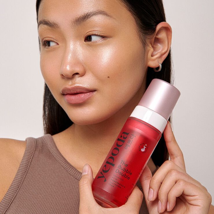 The Bubble Double - Rengöringsmousse med salicylsyra och granatäpple