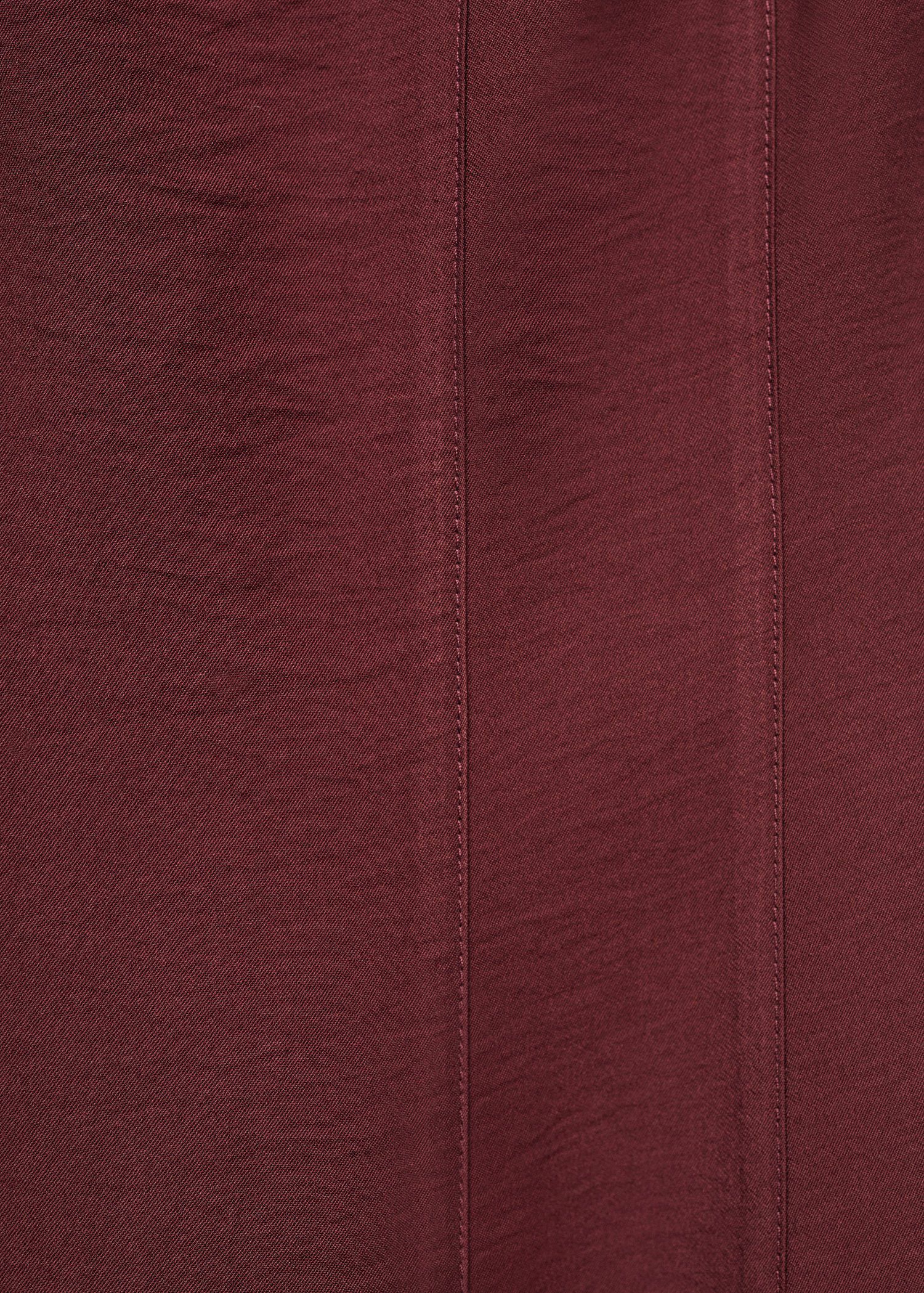 Midi-dress with stitching