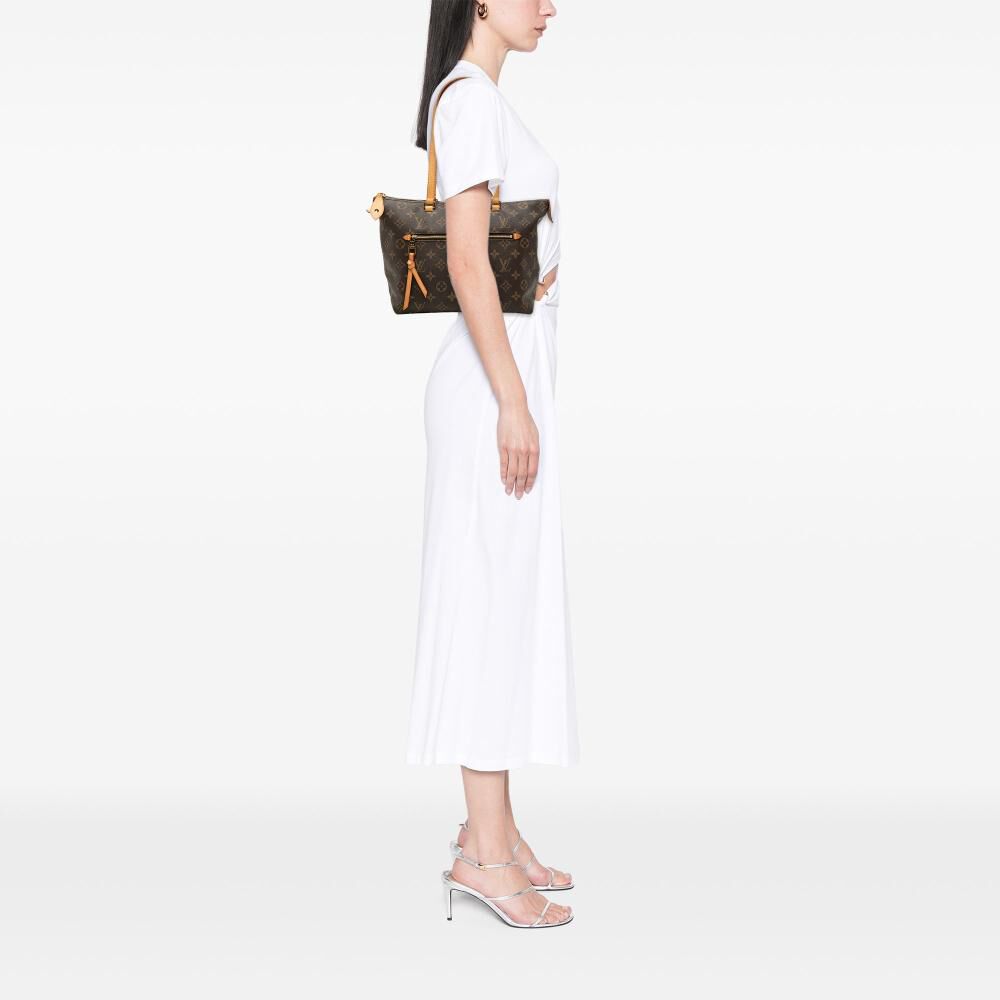 Louis Vuitton Tote