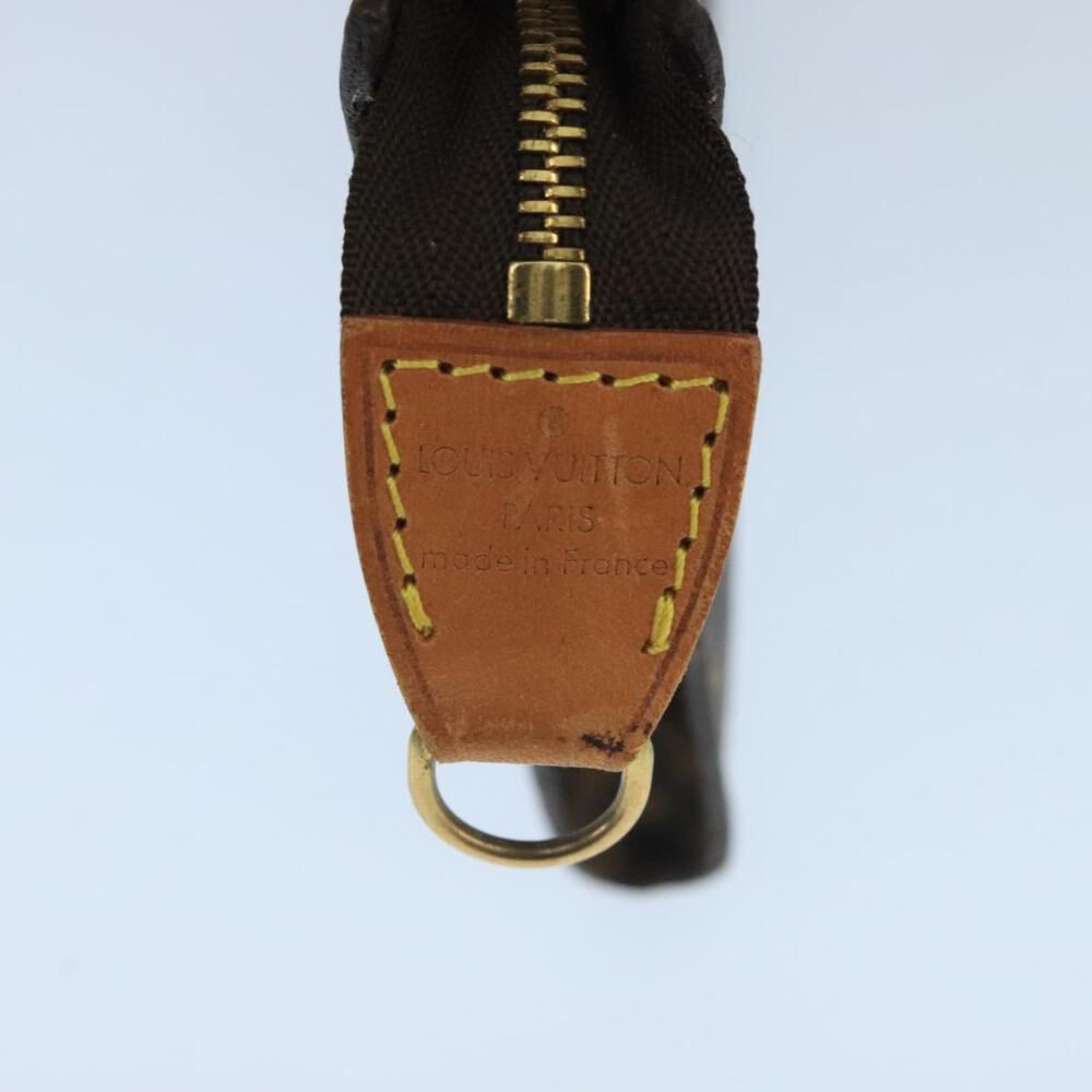 Louis Vuitton Pouch