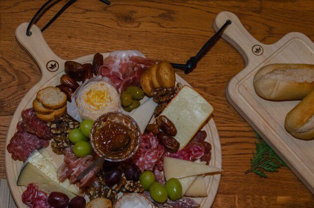 Dishwasher Safe Cutting Board, Round Medium, Triplo