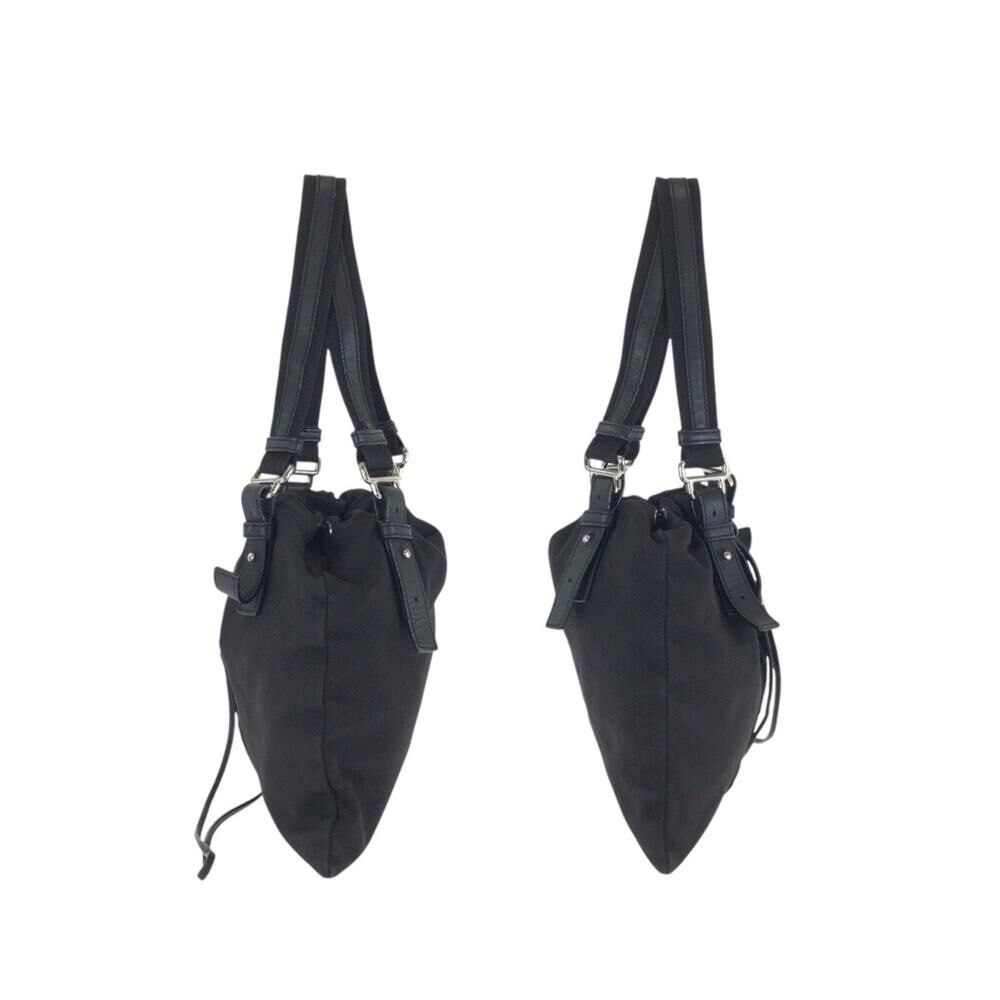 Yves Saint Laurent Shoulder Bag