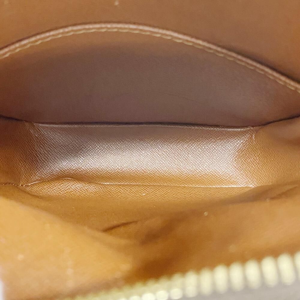 Louis Vuitton Shoulder Bags