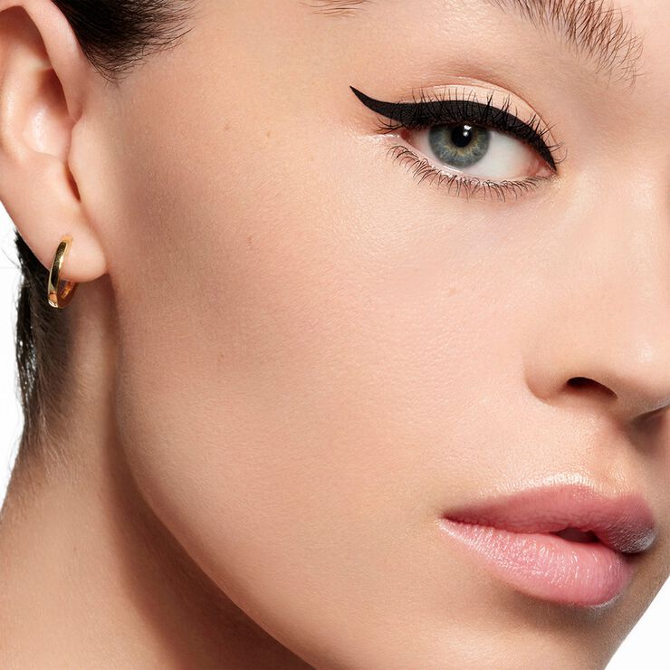 Noir G 24 Graphic Liner Black