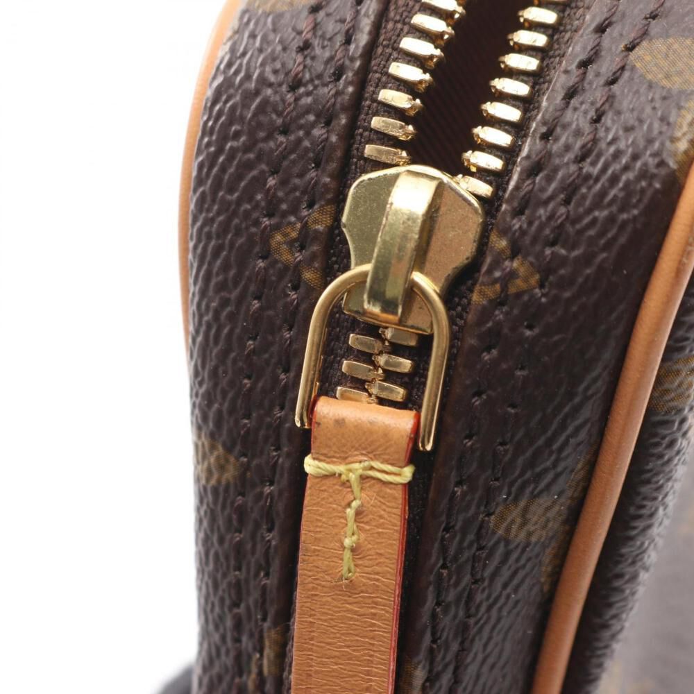 Louis Vuitton Shoulder Bags