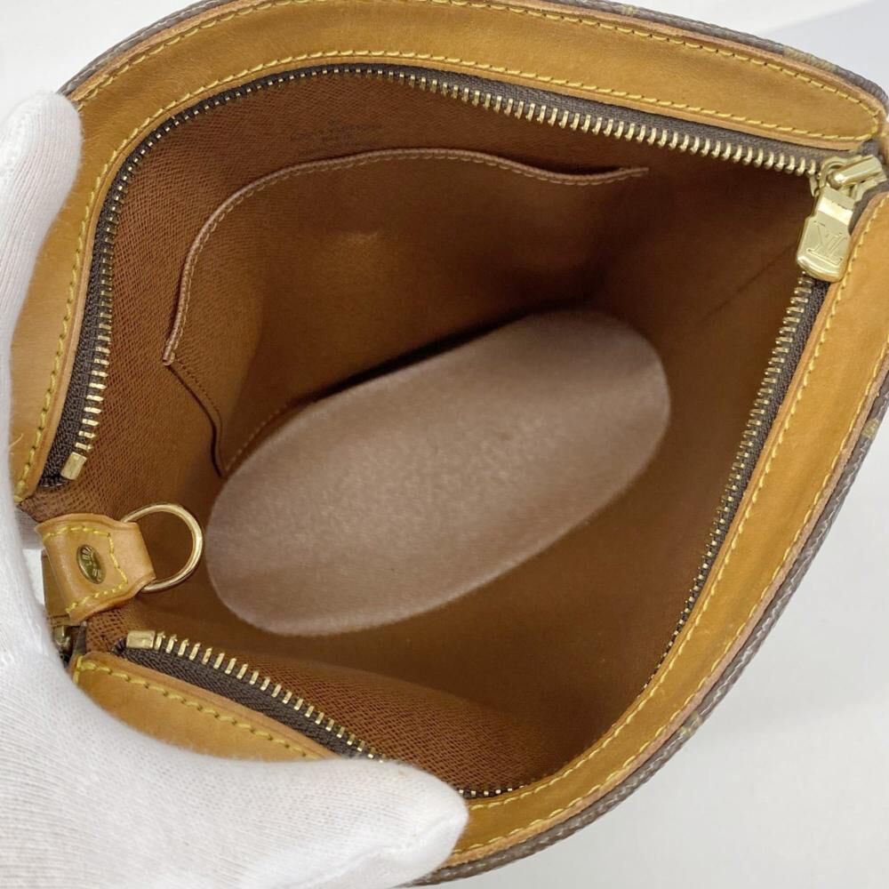 Louis Vuitton Shoulder Bags