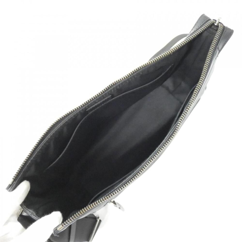 Louis Vuitton Messenger