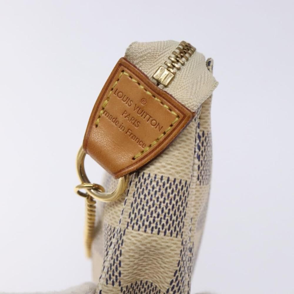 Louis Vuitton Pochette Accessoires