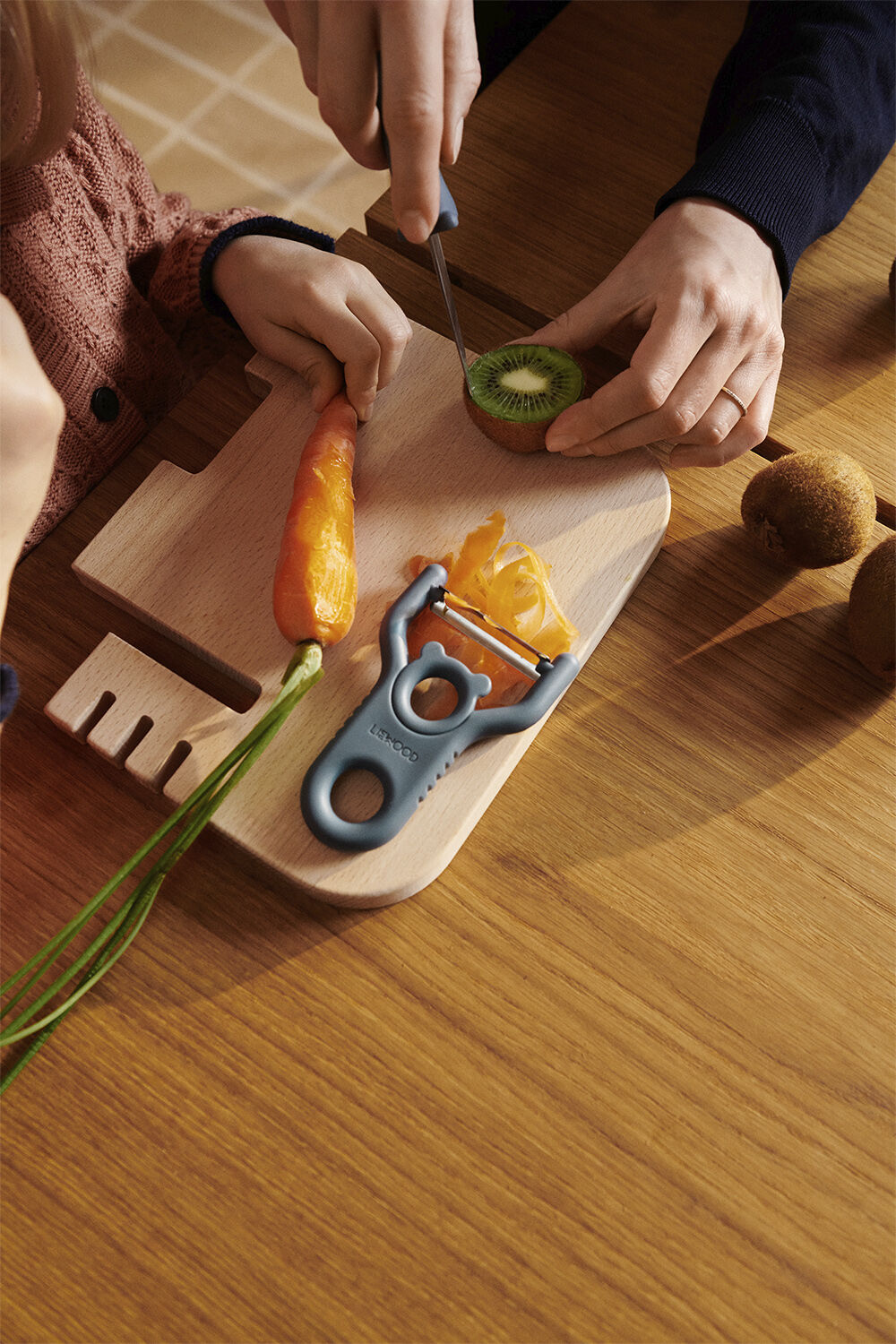 Hortense Peeler Whale blue-One size