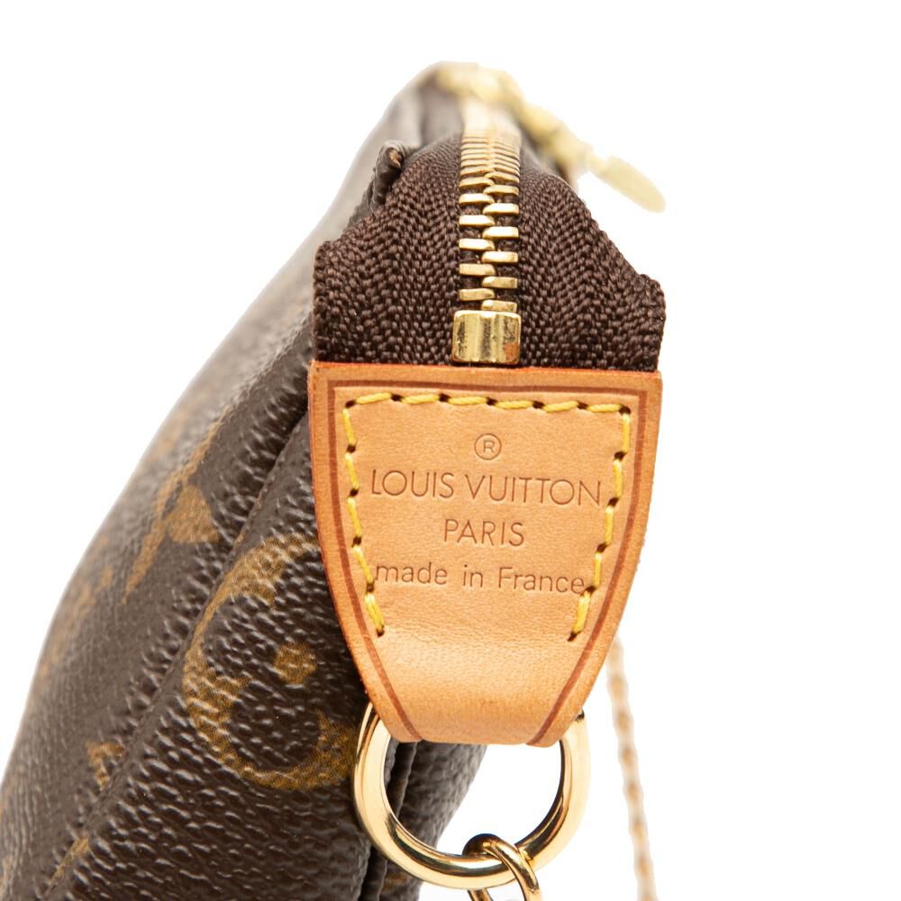 Louis Vuitton Pochette Accessoires