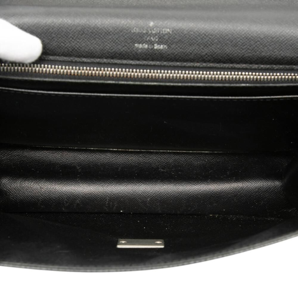 Louis Vuitton Clutch