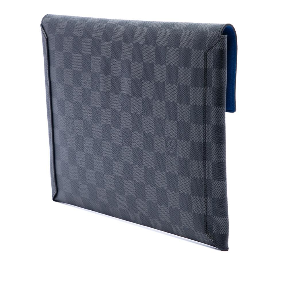Louis Vuitton Clutch