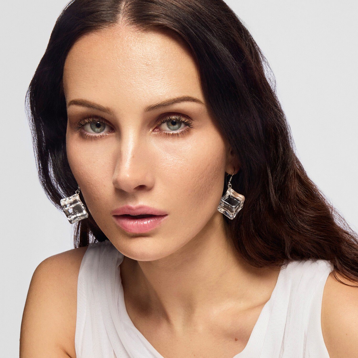 Cooling Water Jelly Ice - lugnande och uppfriskande med niacinamid\t