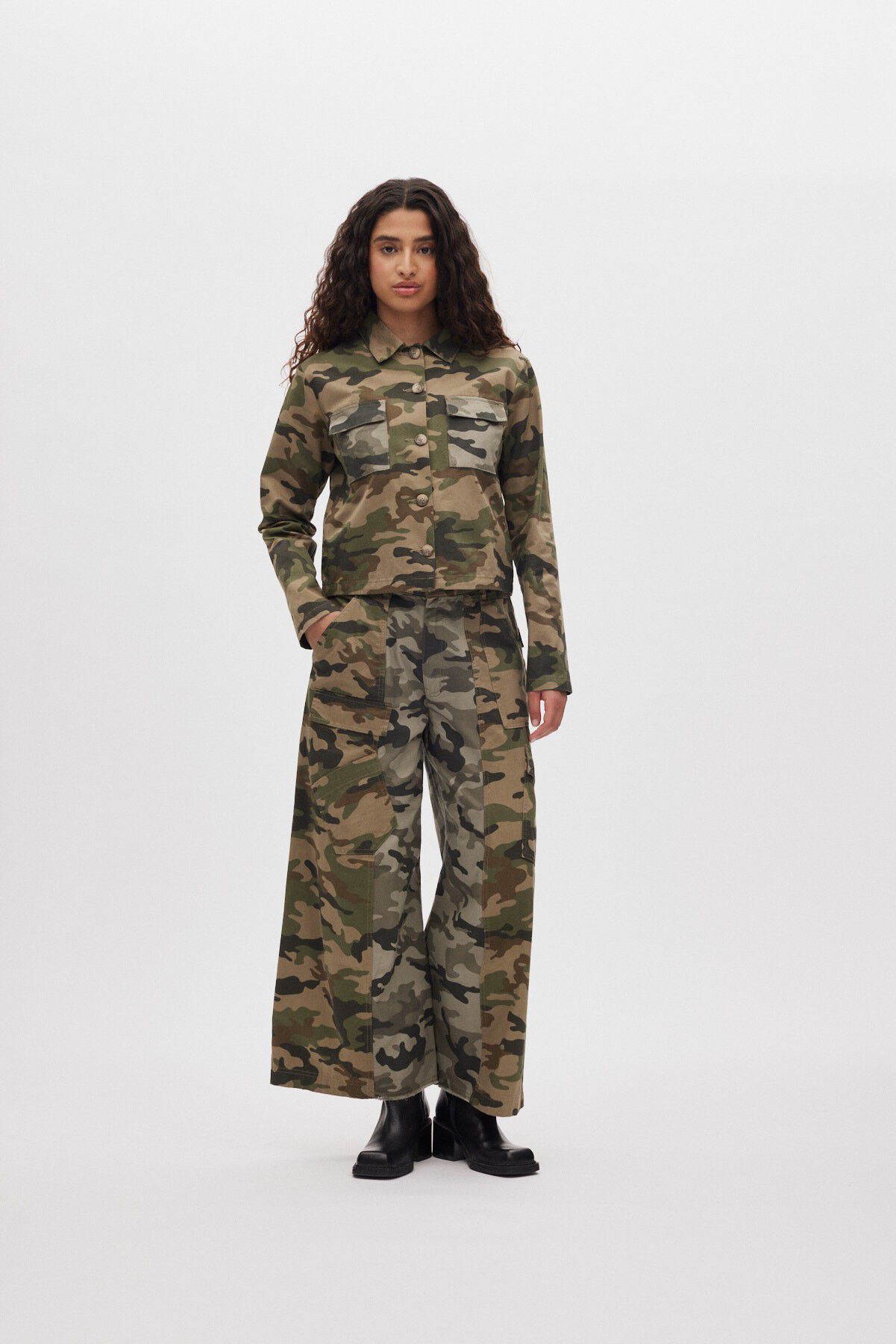 Camo patchwork jacket - Aleksandra