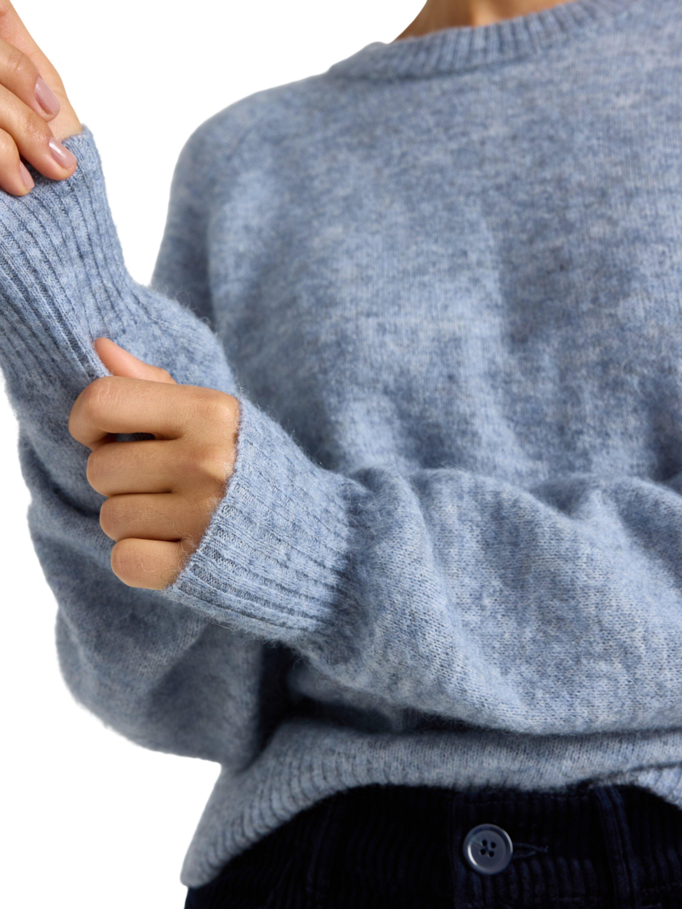 Finstrikket genser i myk ullblandin