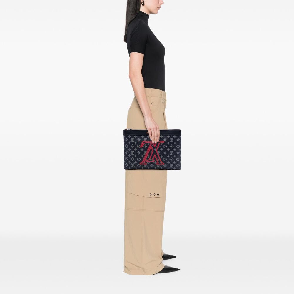 Louis Vuitton Pochette Apollo