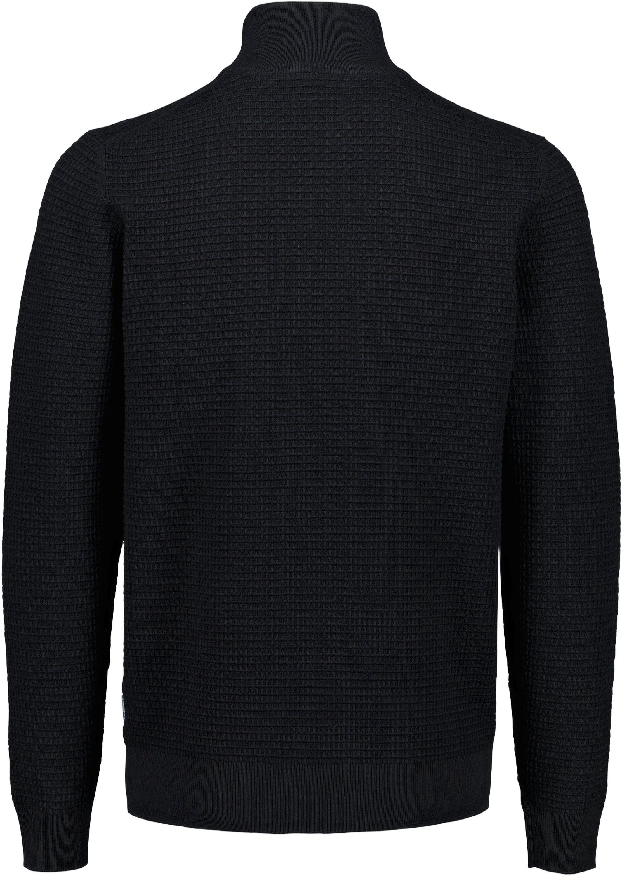 Structure half zip