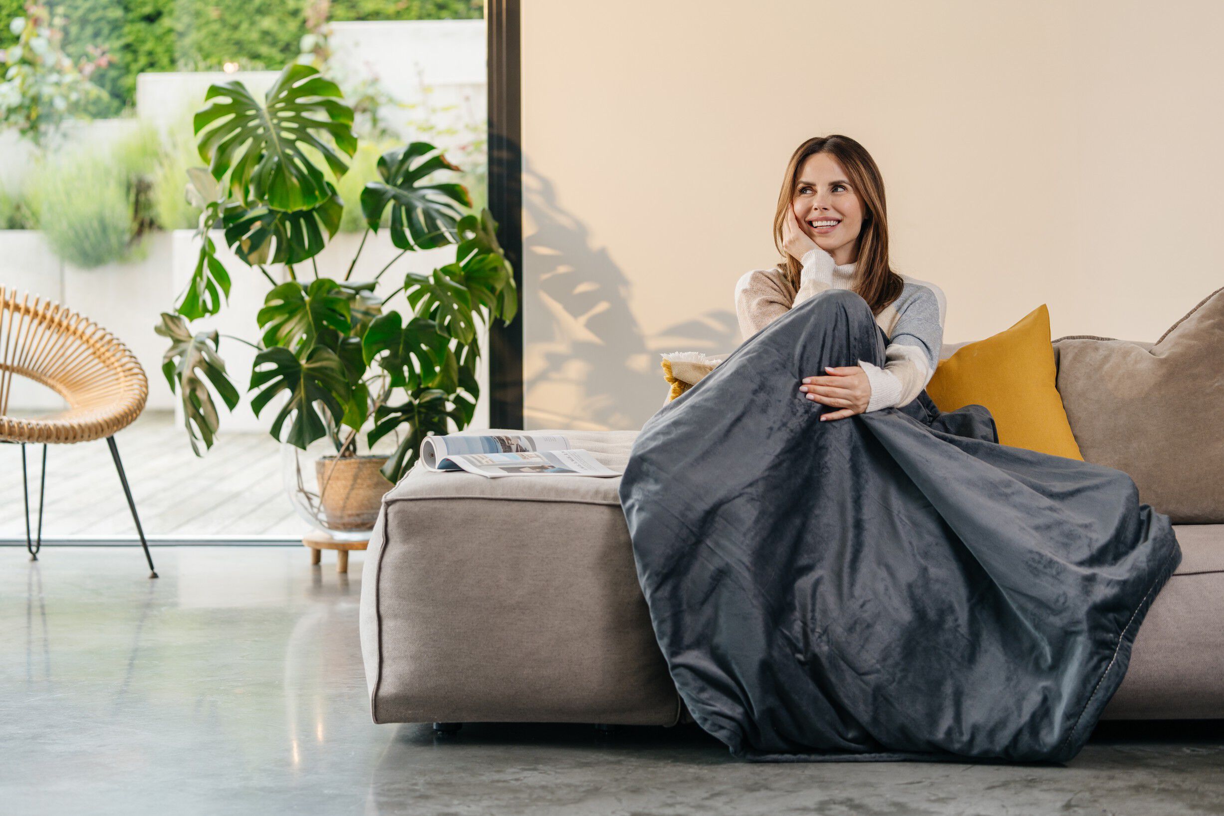 V&auml;rmet&auml;cke i vitt 150 cm x 130 cm PR-HD01R