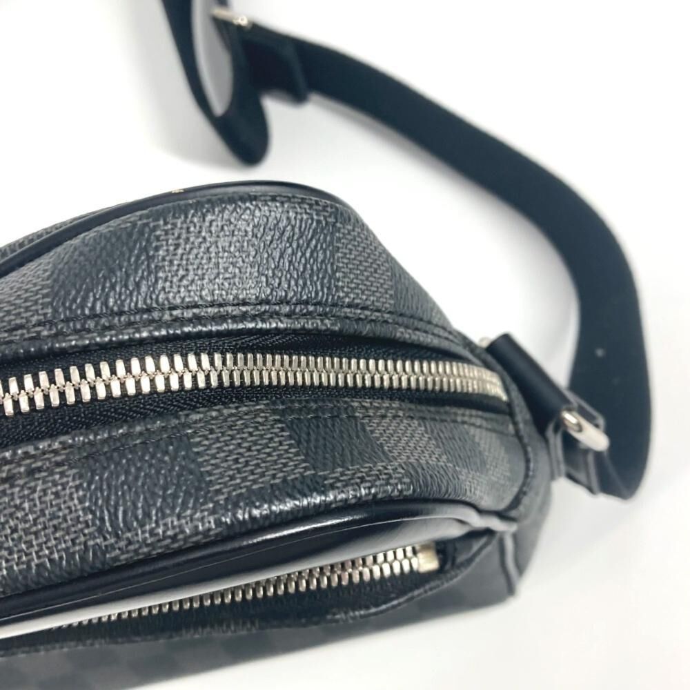 Louis Vuitton Messenger