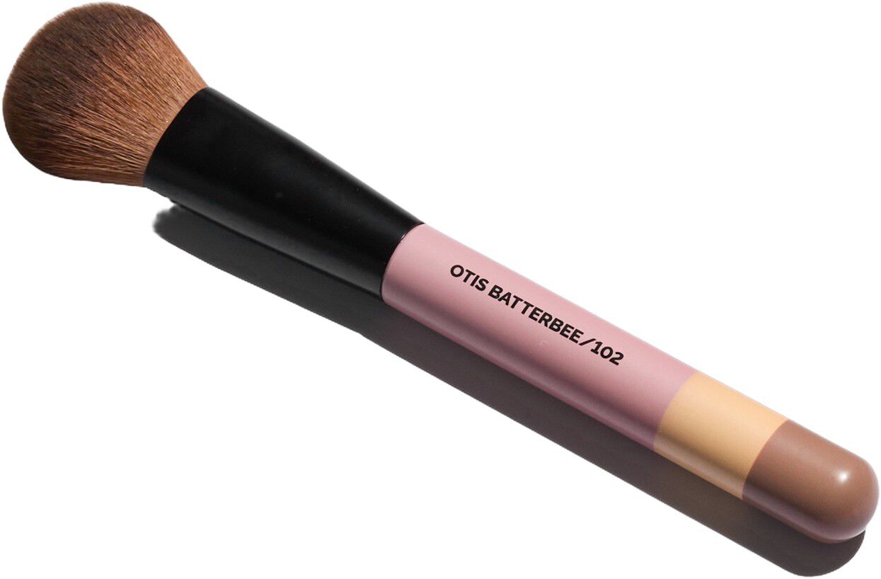 BLUSHER BRUSH 102