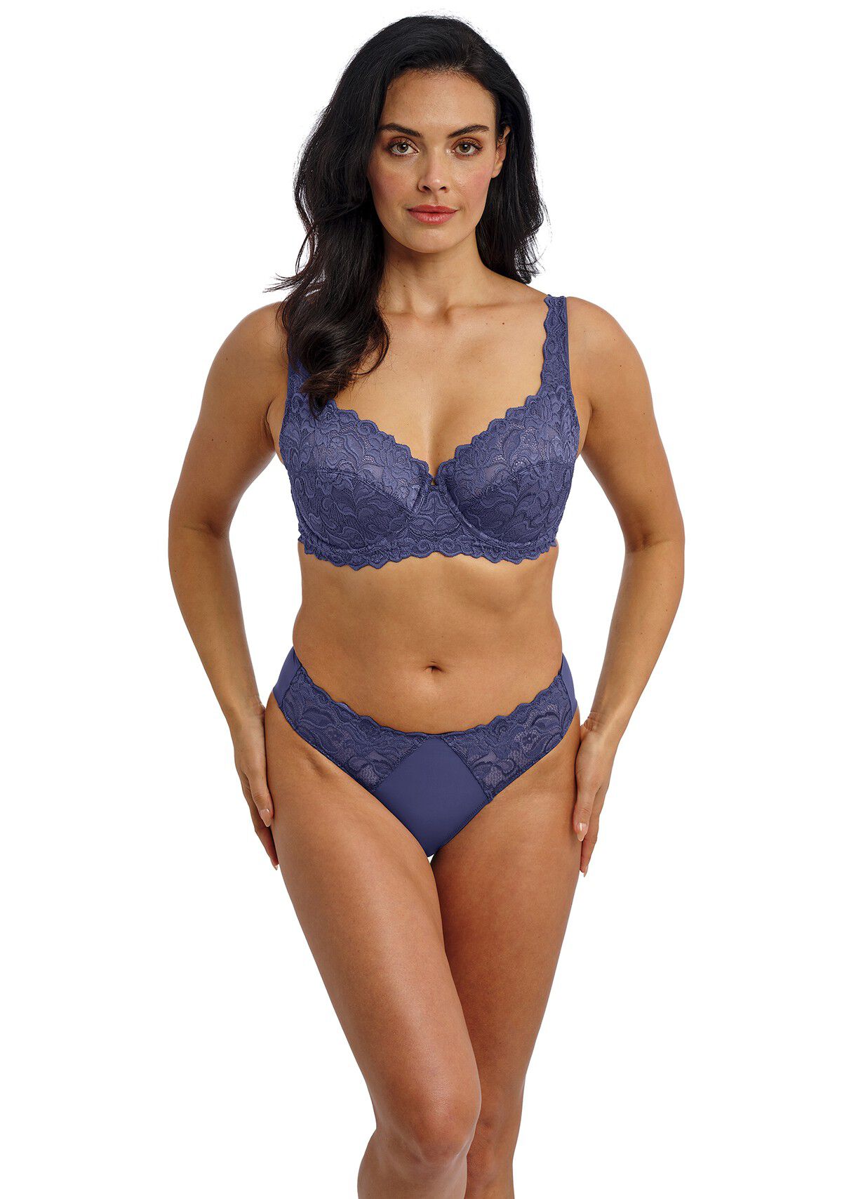 EGLANTINE BRIEF