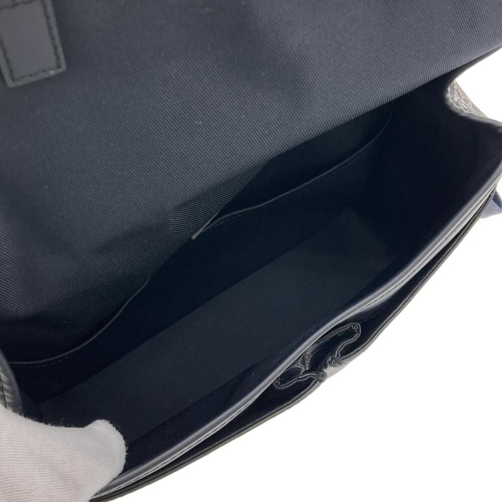 Louis Vuitton Messenger