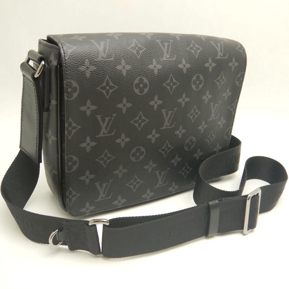 Louis Vuitton Shoulder Bags