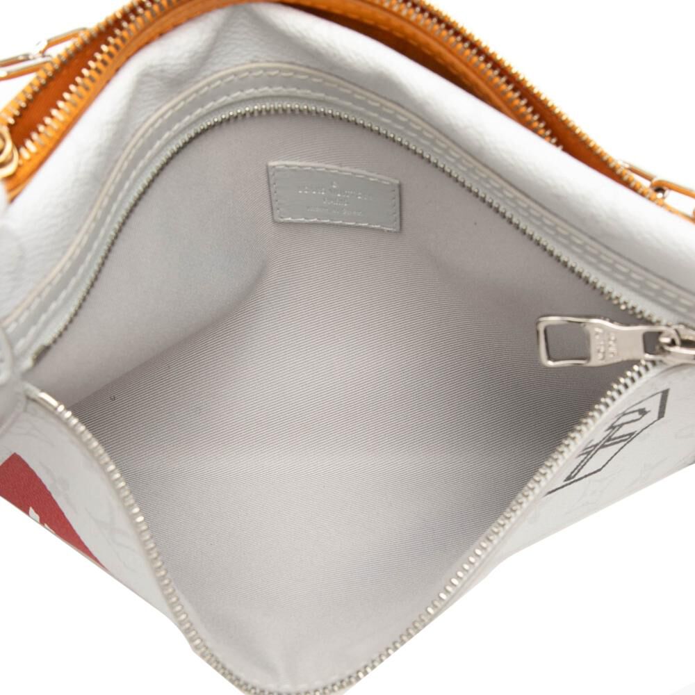 Louis Vuitton Messenger