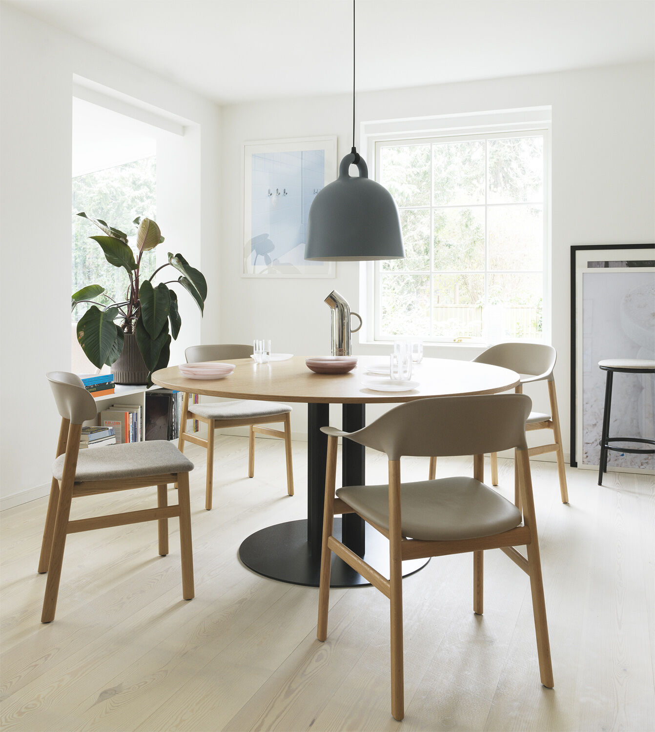 Bell Lampa medium gr&aring;