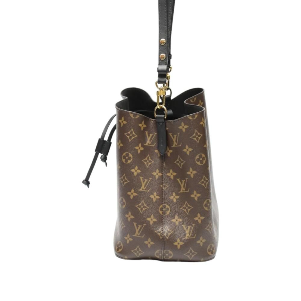 Louis Vuitton Shoulder Bags