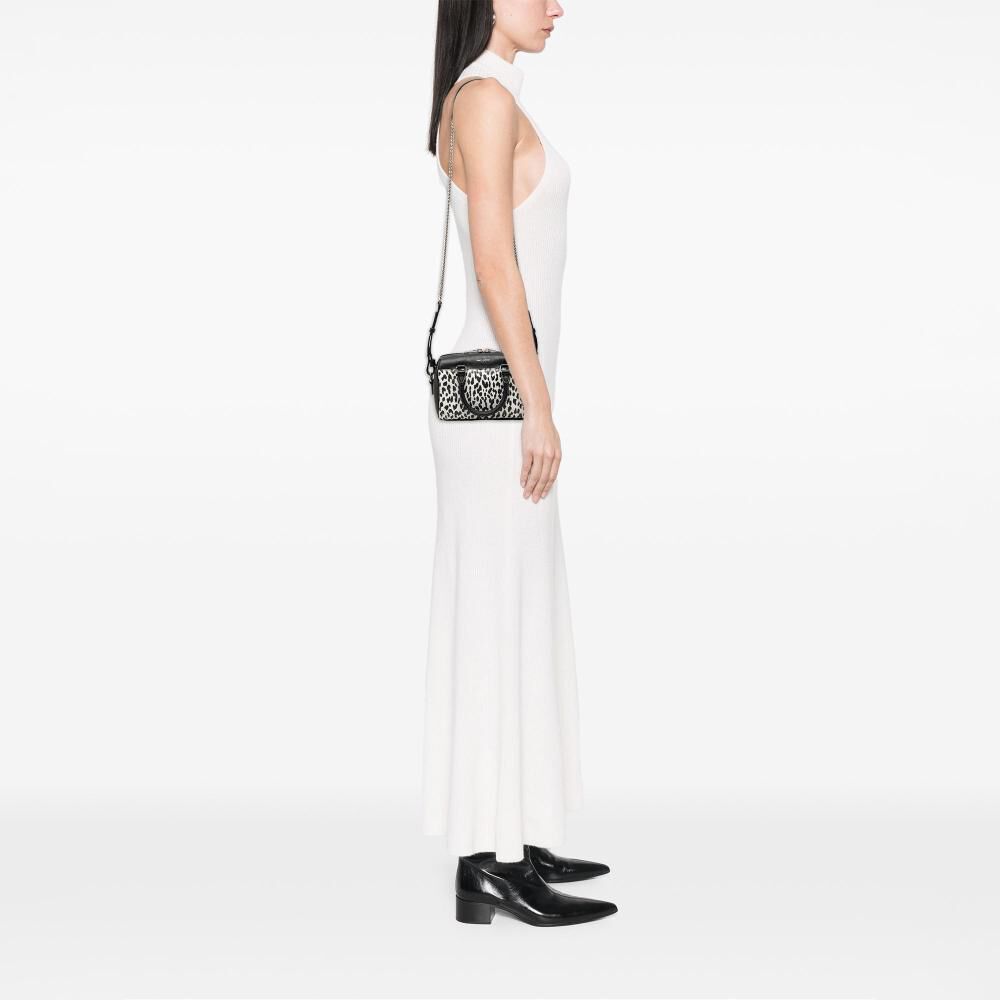 Yves Saint Laurent Shoulder Bag